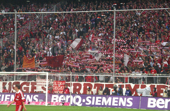 FC Bayern München vs VfB Stuttgart (2-1) (8)