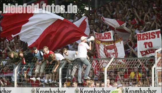 DSC Arminia Bielefeld vs FC Bayern München (2-1) (2)