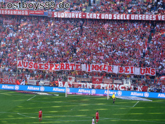 FC Bayern München vs VfB Stuttgart (2-1) (6)