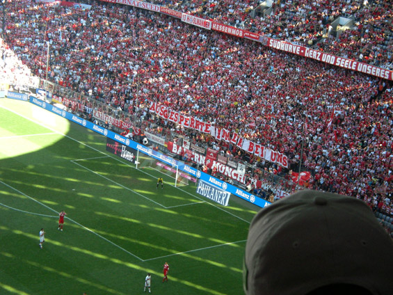 FC Bayern München vs VfB Stuttgart (2-1) (13)