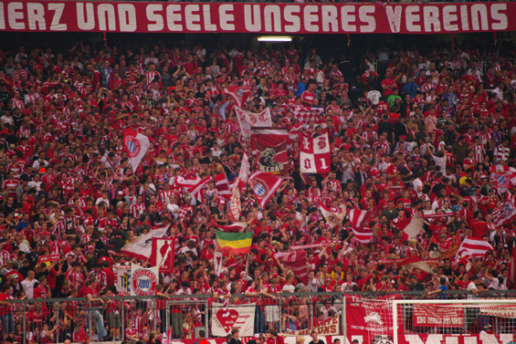 FC Bayern München vs VfL Wolfsburg (2-1) (9)