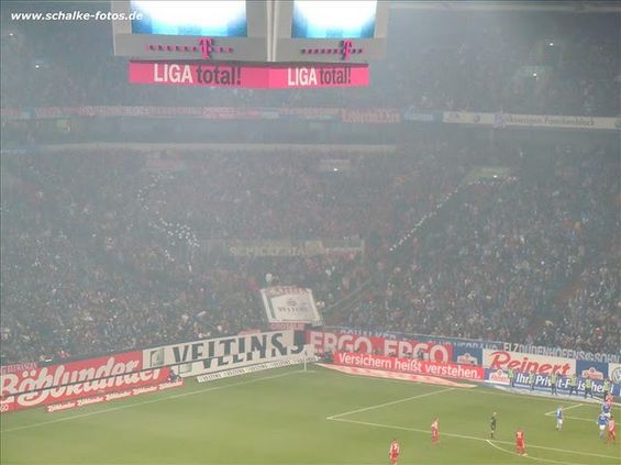 FC Schalke 04 vs FC Bayern München (2-0) (3)