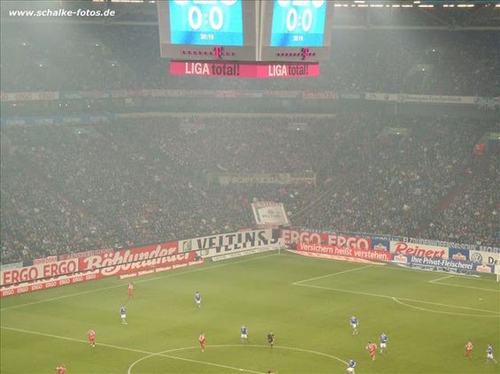 FC Schalke 04 vs FC Bayern München (2-0) (4)