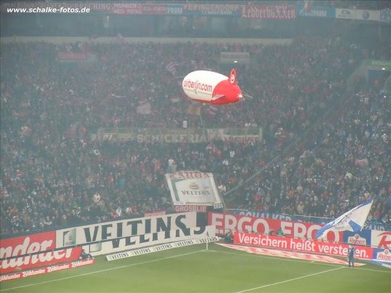 FC Schalke 04 vs FC Bayern München (2-0) (7)
