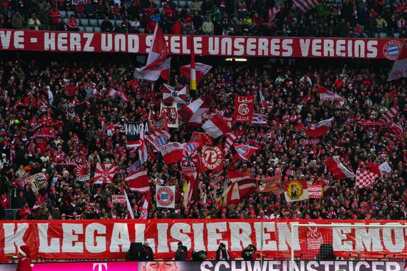 FC Bayern München vs FC St. Pauli (3-0) (2)