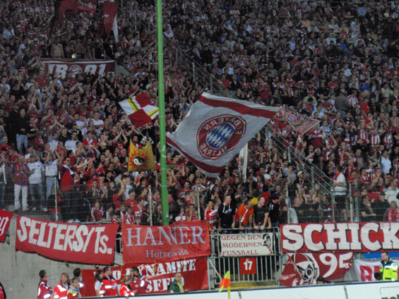 1. FC Kaiserslautern vs FC Bayern München (2-0) (9)