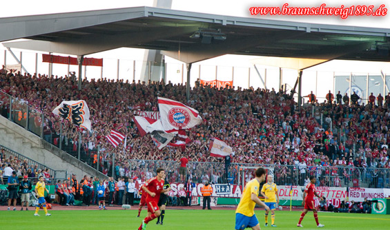 Eintracht Braunschweig vs FC Bayern München (0-3) (2)