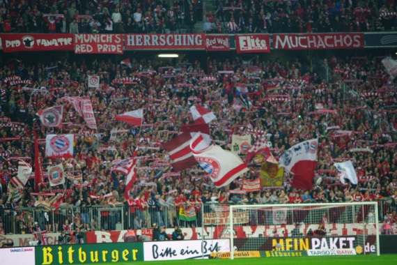 FC Bayern München vs VfL Wolfsburg (6-1) (4)