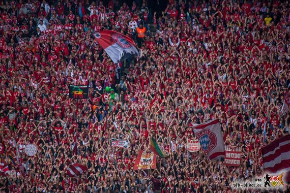 FC Bayern München vs VfB Stuttgart (2-0) (10)