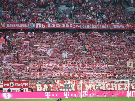FC Bayern München vs Hamburger SV (5-0) (2)