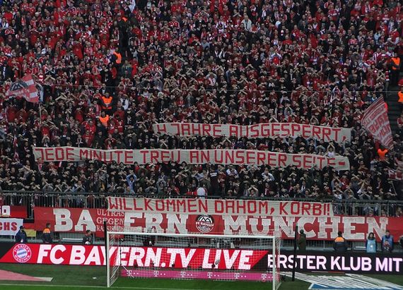 FC Bayern München vs Eintracht Frankfurt (3-0) (2)