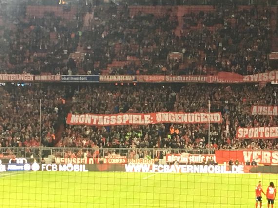 FC Bayern München vs FC Augsburg (1-1) (2)