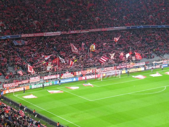 FC Bayern München vs Olympiakos Piräus (2-0) (1)