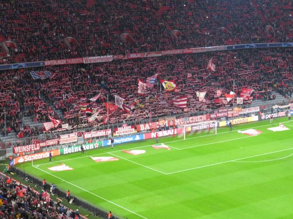 FC Bayern München vs Olympiakos Piräus (2-0) (3)