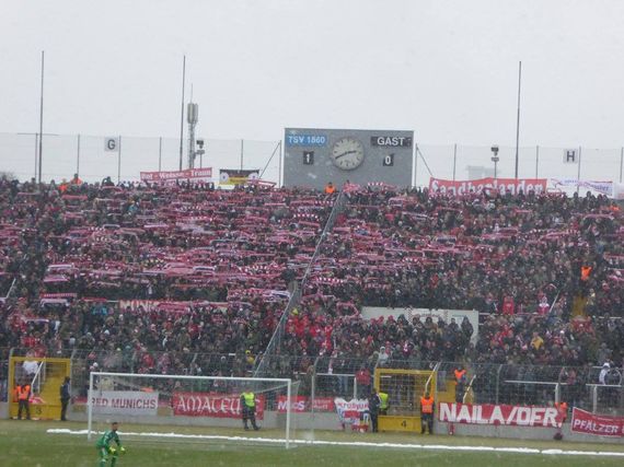 TSV 1860 München II vs FC Bayern München II (2-0) (3)