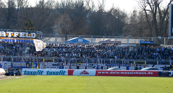 FC Carl Zeiss Jena vs FC Bayern München II (0-2) (17)