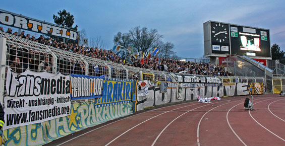 FC Carl Zeiss Jena vs SSV Jahn Regensburg (3-1) (17)