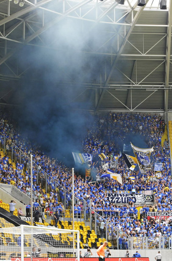 Dynamo Dresden vs FC Carl Zeiss Jena (2-0) (8)