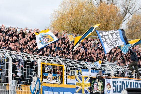 Carl Zeiss Jena vs 1. FC Lokomotive Leipzig (3-0) (10)