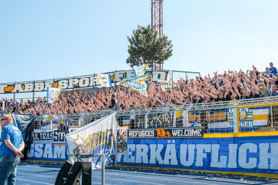 FC Carl Zeiss Jena vs FSV Luckenwalde (3-0) (7)
