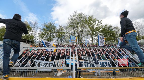 1. FC Lokomotive Leipzig vs FC Carl Zeiss Jena (1-2) (20)