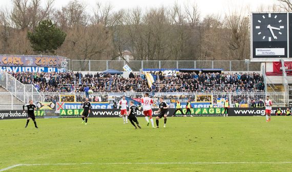 FC Carl Zeiss Jena vs Hallescher FC (2-1) (29)