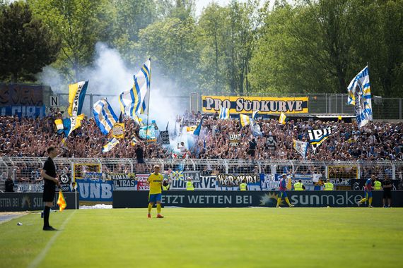 FC Carl Zeiss Jena vs TSV 1860 München (4-0) (6)