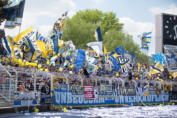 FC Carl Zeiss Jena vs TSV 1860 München (4-0) (13)