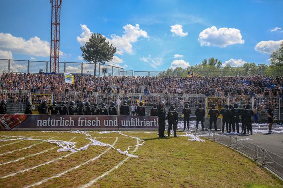 FC Carl Zeiss Jena vs TSV 1860 München (4-0) (28)