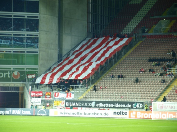 1. FC Kaiserslautern vs FC Energie Cottbus (1-0) (4)