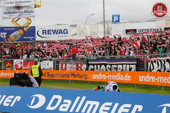 SSV Jahn Regensburg vs FC Energie Cottbus (0-1) (6)