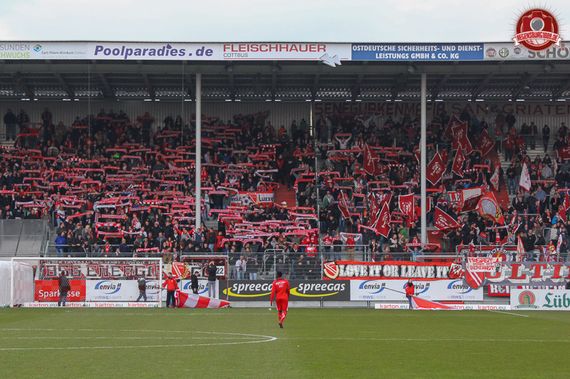 FC Energie Cottbus vs SSV Jahn Regensburg (4-1) (1)