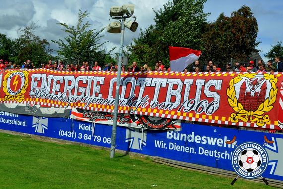 Holstein Kiel vs FC Energie Cottbus (0-1) (7)
