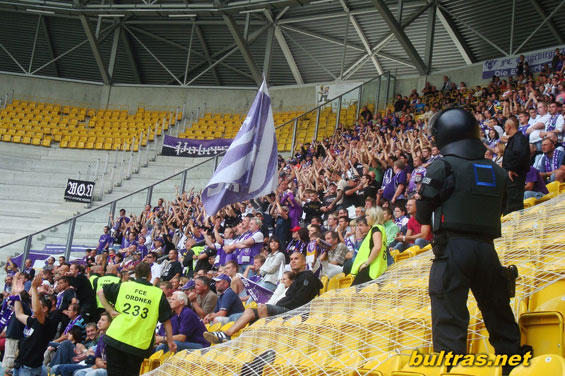 Dynamo Dresden vs FC Erzgebirge Aue (3-0) (9)
