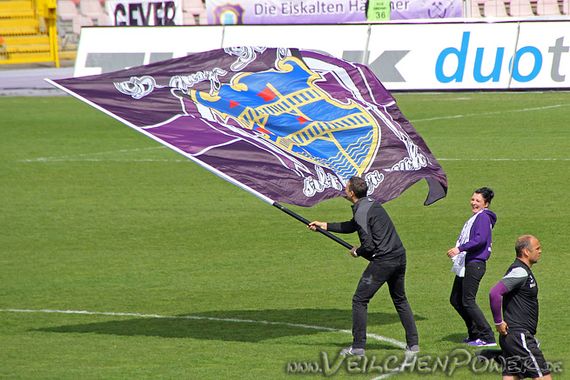 FC Erzgebirge Aue vs SV Sandhausen (0-1) (9)
