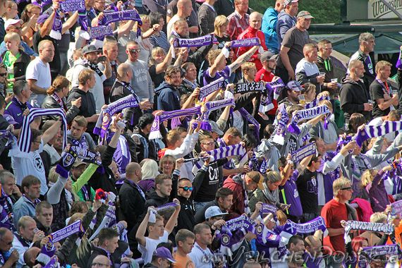 FC Erzgebirge Aue vs FC Hansa Rostock (0-0) (8)