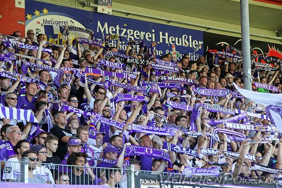 1. FC Heidenheim 1846 vs FC Erzgebirge Aue (1-0) (21)