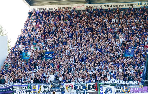 SpVgg Fürth vs FC Erzgebirge Aue (3-2) (13)