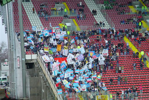 1. FC Kaiserslautern vs FC Hansa Rostock (2-1) (5)