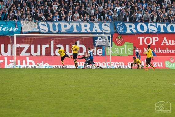 FC Hansa Rostock vs Borussia Dortmund II (3-2) (11)