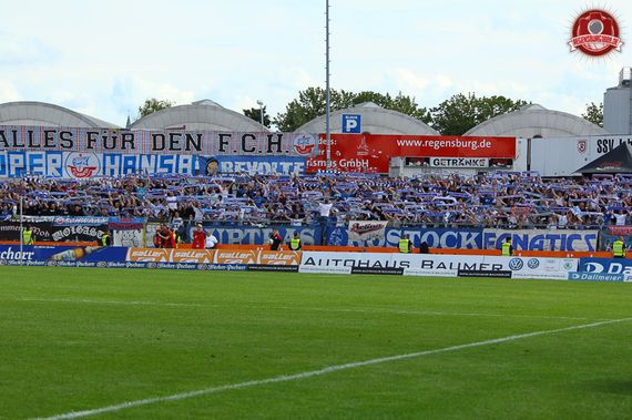 SSV Jahn Regensburg vs FC Hansa Rostock (4-4) (6)