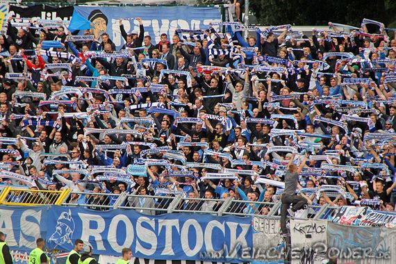 FC Erzgebirge Aue vs FC Hansa Rostock (0-0) (24)