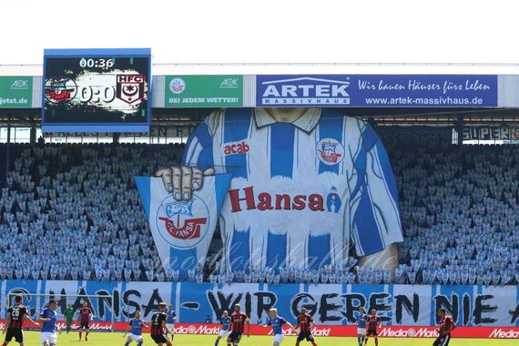 FC Hansa Rostock vs Hallescher FC (4-2) (18)