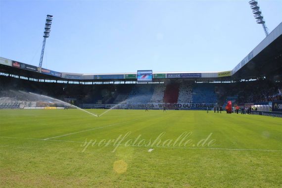 FC Hansa Rostock vs Hallescher FC (4-2) (19)