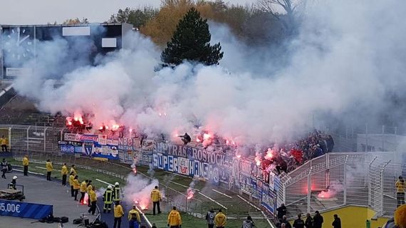 FC Carl Zeiss Jena vs FC Hansa Rostock (1-1) (8)
