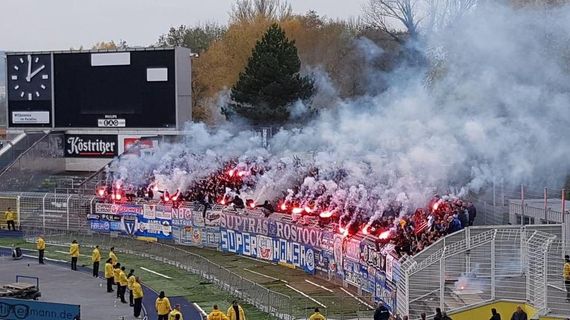 FC Carl Zeiss Jena vs FC Hansa Rostock (1-1) (16)
