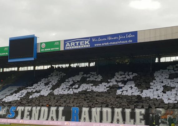 FC Hansa Rostock vs SpVgg Unterhaching (2-0) (2)