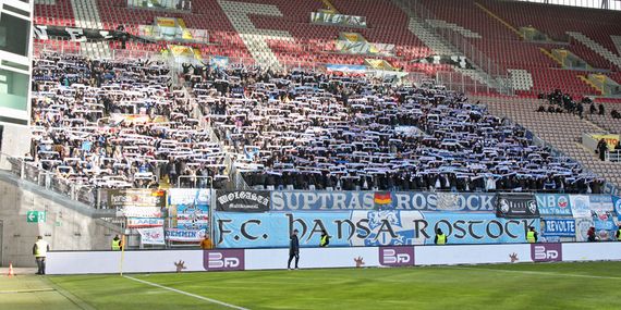 1. FC Kaiserslautern vs FC Hansa Rostock (2-0) (1)