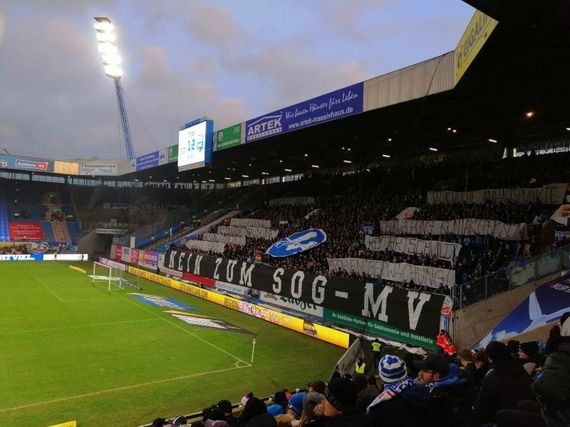 FC Hansa Rostock vs Chemnitzer FC (1-2) (4)