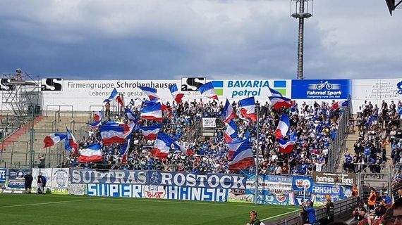 SpVgg Unterhaching vs FC Hansa Rostock (1-0) (1)